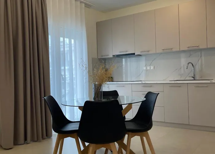 Milto\'S Apartment